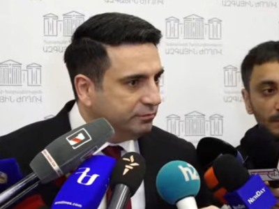 «Նենց ես ասում՝ դուք էլ փողի խնդիր ունե՞ք, կարծես ջեբիցս եմ հանում, տալիս». Ալեն Սիմոնյանը նոր գաղափար է մտածել