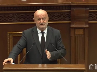 Քաղաքական հետապնդում. Փաշինյանի նախկին դաշնակիցը վարչապետին կասկածել է իշխանությունը բռնազավթելու մեջ