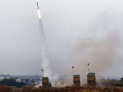 Israeli artillery opened fire on three Lebanese border settlements