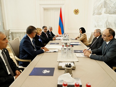 Փաշինյանն ընդունել է Rotary International կազմակերպության նախագահին