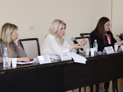 Կրթության ոլորտում մասնագիտական զարգացման և խրախուսման ծրագրերը կշարունակվեն. միջնաժամկետ ծախսային ծրագրի քննարկում