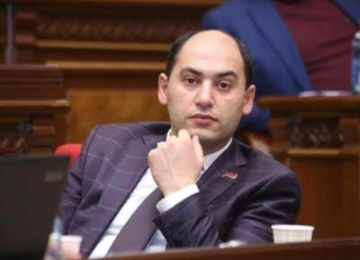 «Մեր քաղաքը» դաշինքի անունից ոչ մի ուժ և ղեկավար չի կարող հանդես գալ՝ առանց ինձ հետ համաձայնեցնելու.Մարտուն Գրիգորյան