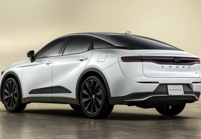 Toyota releases new special edition of its Crown Crossover