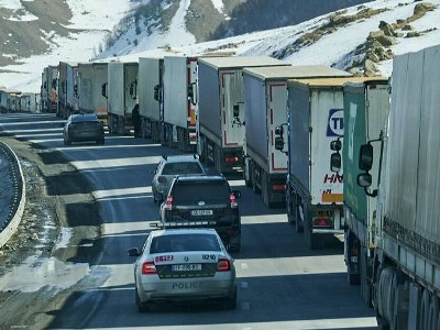 Լարսը փակ է բոլոր մեքենաների համար. Դիլիջանի ոլորաններում մառախուղ է