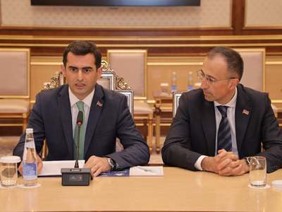 Հնդկաստանը սատարում է խաղաղության օրակարգին. Հակոբ Արշակյանը հանդիպել է Հնդկաստանի պաշտոնակցի հետ