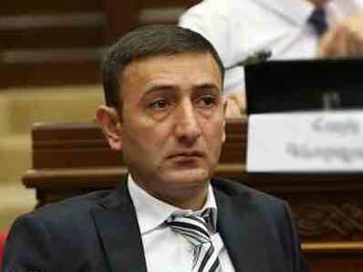 Քիչ ա մնում` գան մեր մեջքի վրա էլ շենք սարքեն, թող հավաքեն իրենց, չենք ստորագրելու էս փոխանցման ակտը. Բաբկեն Թունյան