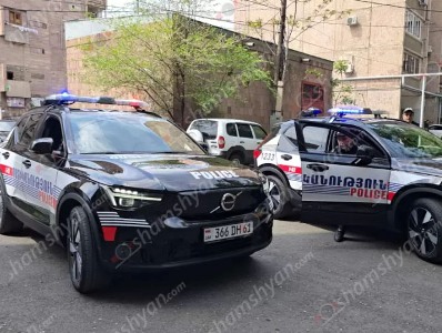Երևանում դանակահարությունն ավարտվել է կրակոցներով. կա վիրավոր. դեպքի վայրում գտել են պարկուճներ, արնանման հետքեր