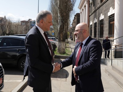 Մեր ծրագրերը շուտով նոր օրակարգով կիրականացվեն. ԵՄ դեսպանը՝ Շիրակի մարզպետին