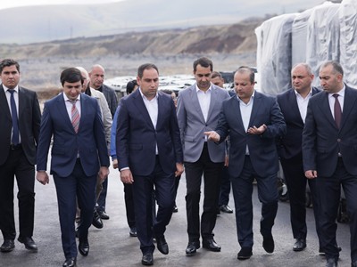 Դավիթ Խուդաթյանն այցելել է Հրազդանում կառուցված առաջին սանիտարական աղբավայրի տարածք