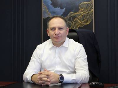 «Հրապարակ». Նարեկ Մանուկյանը նեղացել է ՔՊ-ից