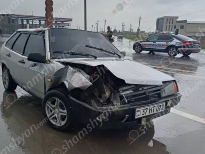 Երևան-Մեղրի ճանապարհին բախվել են «ՎԱԶ 2109»-ը ու «Կամազ»-ը․ կան վիրավnրներ
