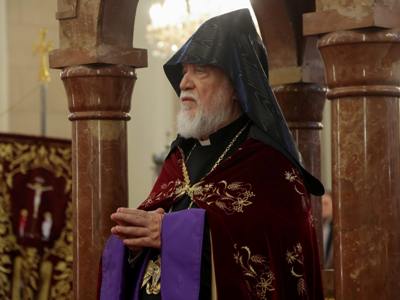 Արամ Առաջինը նույնպես մեկնել է Վատիկան