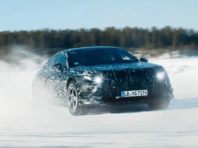 Mercedes-AMG էլեկտրական մեքենան հզոր սուպեր սրահ է ստացել