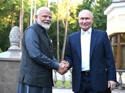 Путин провел переговоры с премьер-министром Индии