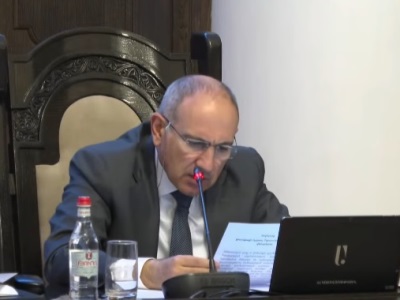 Փաշինյանը ընթերցեց շրջանառության հարկի նոր դրույքաչափերը հաշվարկելու վերաբերյալ քաղաքացու նամակի պատասխանը