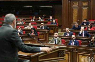 «Հրապարակ». Ով ավելի բարձր ու թունդ «կքրֆի»