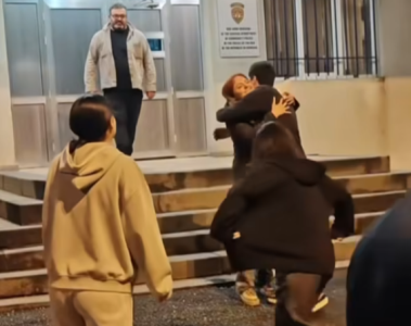 «Ես շատ լուրջ հանցագործ եմ, ինձ մոտ գտել են սոսինձ». «Սրբազան պայքար» շարժման երիտասարդներն ազատ են արձակվել