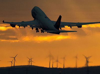 Կատարի վարչապետ Ալ Թանին Թրամփին Boeing 747-8-ի հանձնումը բացատրել է գործարքով