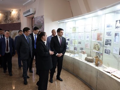 Ղազախստանում Ալեն Սիմոնյանն այցելել է քաղաքական բռնաճնշումների և տոտալիտարիզմի զոհերի «Ալժիր» հուշահամալիր