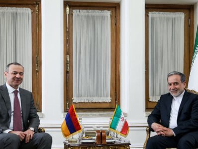 Արաղչիին Գրիգորյանին ներկայացրել է խաղաղ ատոմային էներգիայի իրավունքների պաշտպանության հարցում դիրքորոշումը
