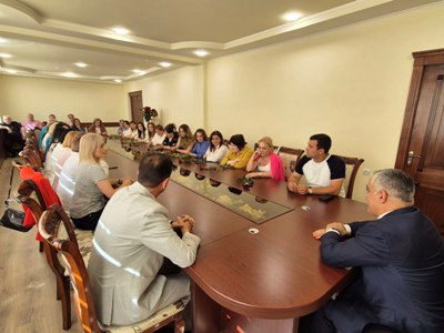 Տիգրան Տեր-Մարգարյանն աշխատանքային վերջին հանդիպումն է ունեցել աշխատակազմի աշխատակիցների հետ (ֆոտո)