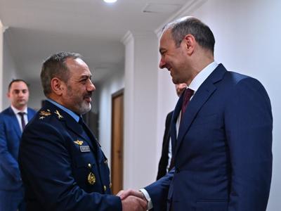 ԱԽ քարտուղարի հետ հանդիպմանն Իրանի ՊՆ նախարարը վերահաստատել է Իրանի աջակցությունը ՀՀ տարածքային ամբողջականությանը