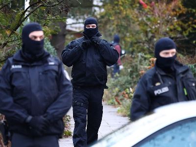В Германии арестовали группу подростков-неонацистов, подозреваемых в ряде нападений