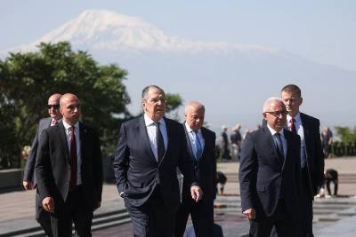 «Հրապարակ». Ցեղասպանության հուշահամալիր այցը հանվել է այցի օրակարգից