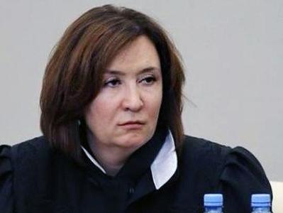 Азербайджан позволил объявленной Россией в розыск экс-судье покинуть страну