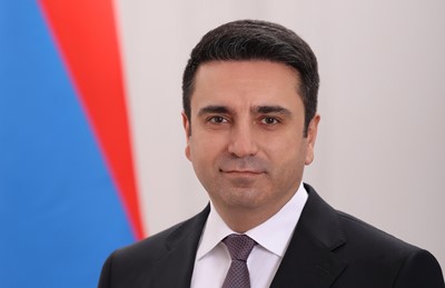 Ձեր այսօրվա եռանդն ու գործադրվելիք ջանքերը մեր երկրի վաղվա ուժն են․ ԱԺ նախագահի ուղերձը՝ Վերջին դասի կապակցությամբ