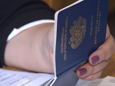 ՆԳ փոխնախարար. Գնալով ավելի շատ արցախցիներ են սկսել դիմել Հայաստանի քաղաքացիություն ստանալու համար