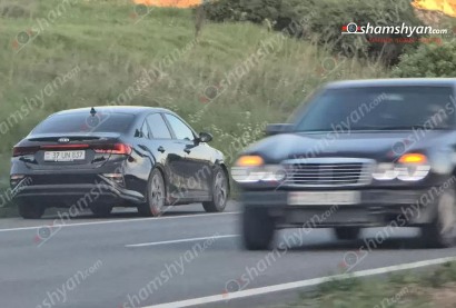 Երևան-Սևան ճանապարհին հետախուզման մեջ գտնվող մեքենայով հանդիպակաց երթևեկող վարորդը վայրկյաններ անց հայտնաբերվել է