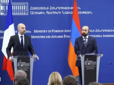 Armenia, France MFAs sign Declaration of Intent