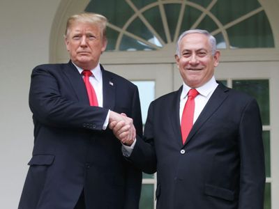 СМИ: Трамп и Нетаньяху провели напряженный разговор, отличавшийся острыми разногласиями по Ирану