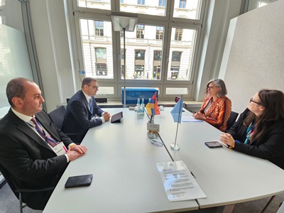 Armenia deputy FM meets with UN-Habitat executive director