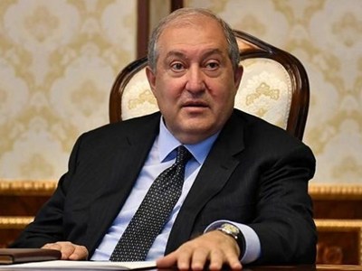 Հայաստանի նախկին նախագահը հայտարարել է, որ 2015 թվականին ինքը դեմ էր Սահմանադրության հանրաքվեին. Daily Bruin