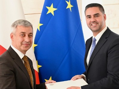 Վլադիմիր Կարապետյանն իր հավատարմագրերի պատճենն է հանձնել Մալթայի ԱԳ նախարարին