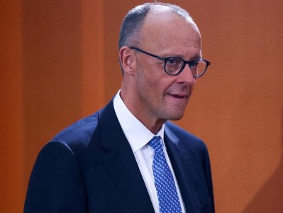 Berliner Zeitung: Merz suspected of plagiarism in his book
