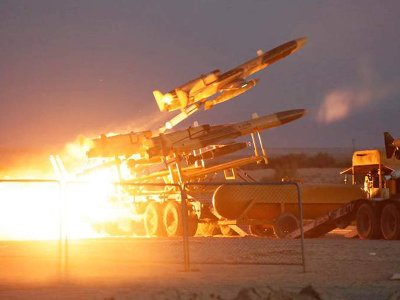 Иран выпустил по Израилю сотни ракет и беспилотников