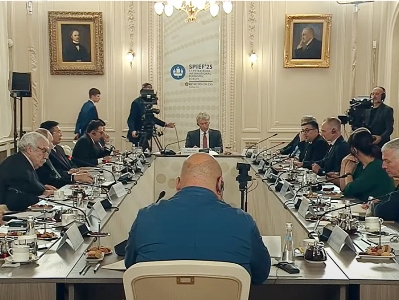 Путин: Россия и Азербайджан работают над решением проблемы обмеления Каспия