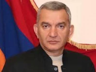 «Հրապարակ». Ինչու են ուզում Արտակ Գալստյանին զրկել մանդատից. հին վրեժն են լուծում