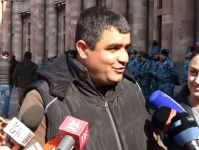 Բլոգեր Արմեն Ալեքսանյանը երկու ամսով կալանավորվեց
