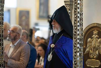 «Հրապարակ». Գարեգին Բ կաթողիկոսը դեմ է իրավիճակը սրելուն և շատ զգուշավոր է