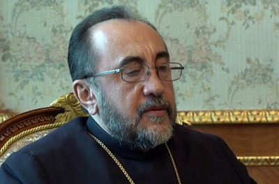 Адвокат: Утром около 30 человек в масках вторглись в резиденцию главы Ширакской епархии
