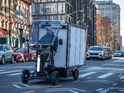 Honda намерена выпустить городской электроквадроцикл для курьеров