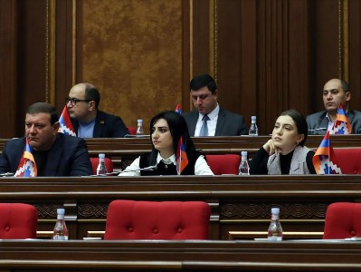 Որ դեպքում «Պատիվ ունեմ»–ը կմիանա Միքայել Սրբազանին՝ վարչապետի թեկնածու առաջադրելու նախաձեռնությանը