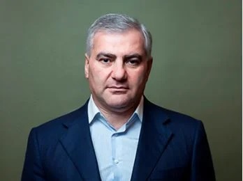 Авторитетное французское издание написало о незаконном аресте предпринимателя Самвела Карапетяна
