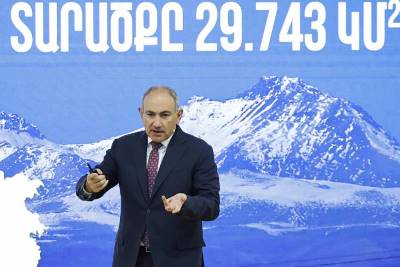«Հրապարակ». Փաշինյանն իրեն համեմատել է Լյուդովիկոս 14-րդի հետ
