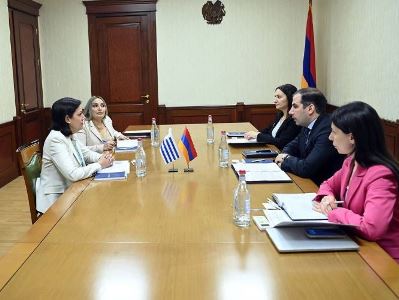 ՊԵԿ նախագահը և Ուրուգվայի դեսպանը անդրադարձել են երկու երկրների միջև առևտրաշրջանառության ծավալներին