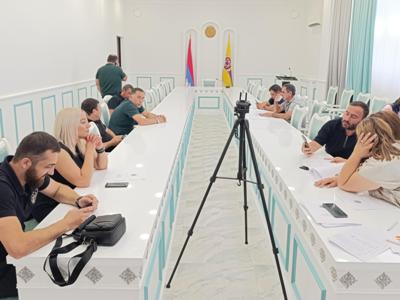 «Этк»: Руководящий состав общины Вагаршапат подал в отставку